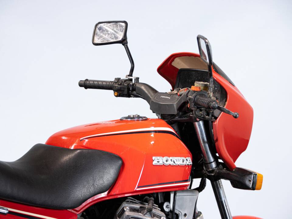Image 11/40 of Honda CX 500 Turbo (1982)