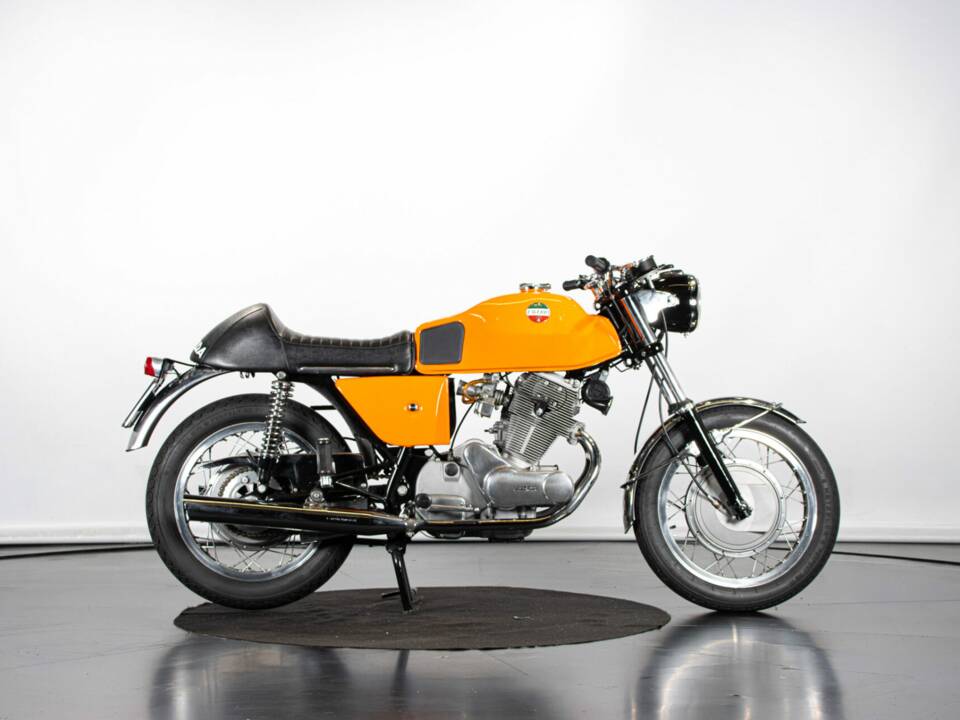 Immagine 5/50 di Laverda 750 SF (1971)