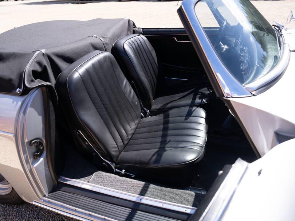 Afbeelding 21/39 van Porsche 356 B 1600 Roadster (1960)
