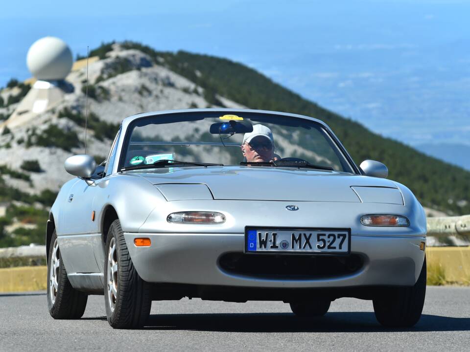 Image 1/17 of Mazda MX-5 1.6 (1996)