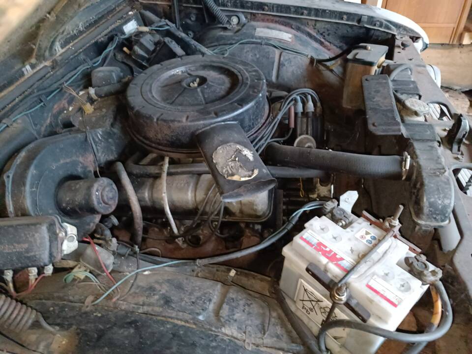 Image 14/18 of Buick Special V6 (1961)