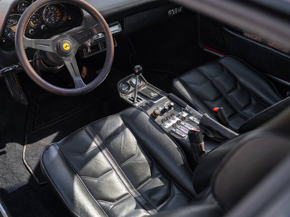 Afbeelding 27/43 van Ferrari 308 GTBi (1982)