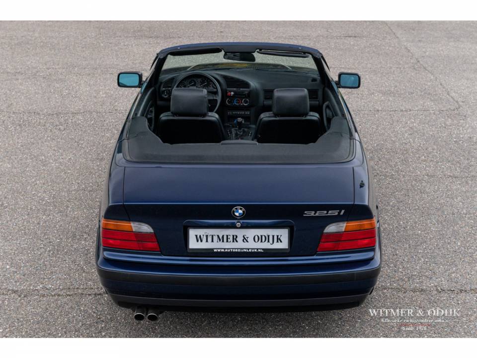 Imagen 4/29 de BMW 325i (1993)