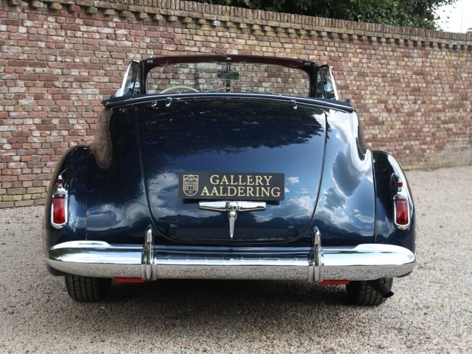 Image 6/50 de Cadillac 62 Convertible (1941)