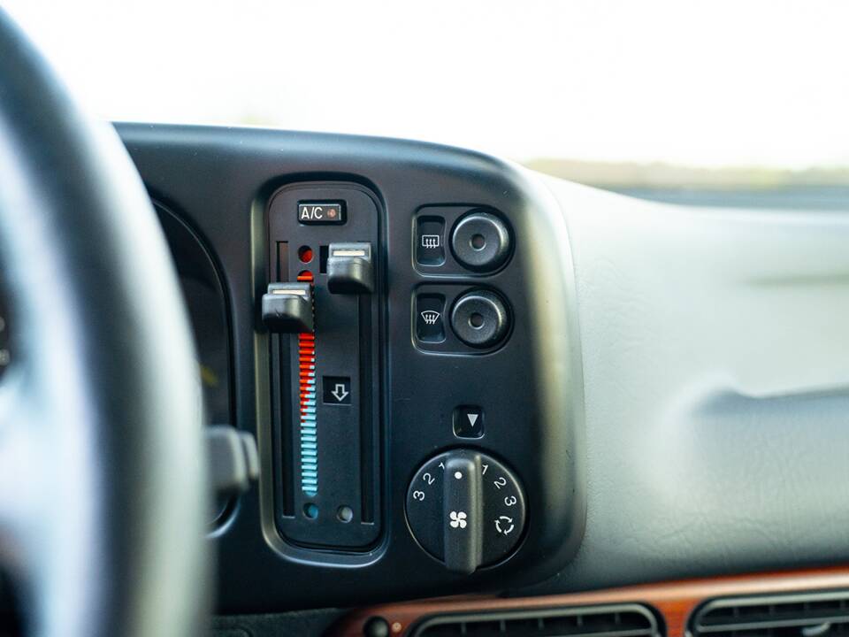 Imagen 38/55 de Ford Scorpio 2,9i (1991)