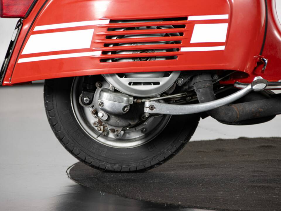 Image 9/50 of Piaggio Vespa 200 Rally (1976)
