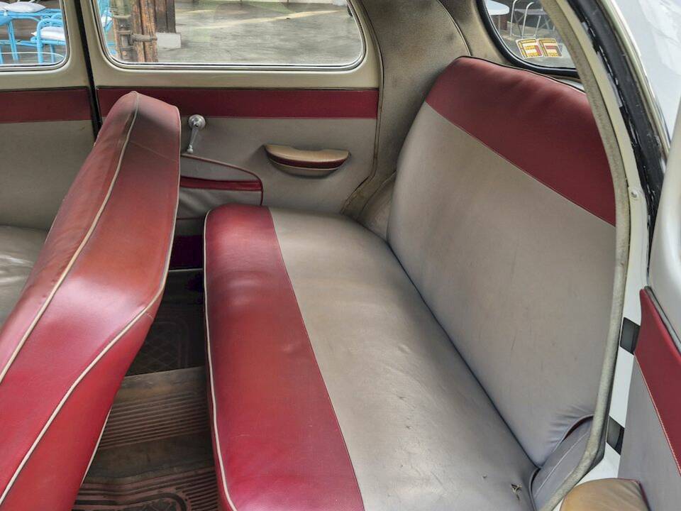 Image 39/53 of Lancia Appia C10 (1957)