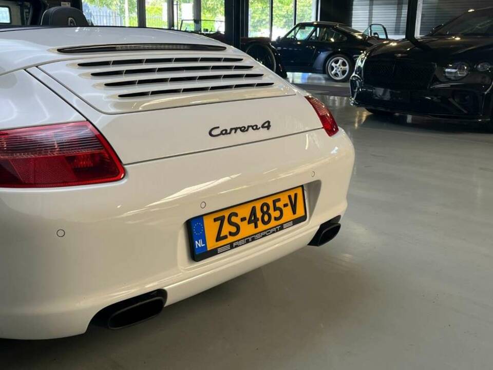Bild 41/50 von Porsche 911 Carrera 4 (2007)