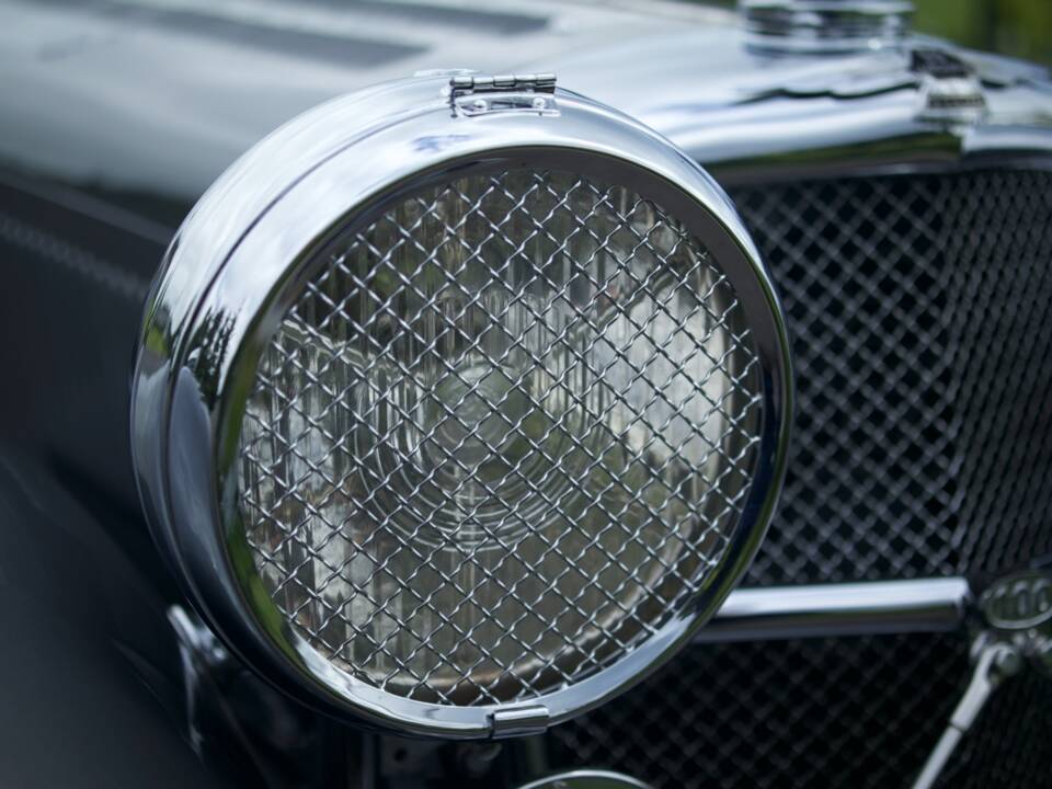 Image 24/98 of Jaguar SS 100  3.5 Litre (1938)