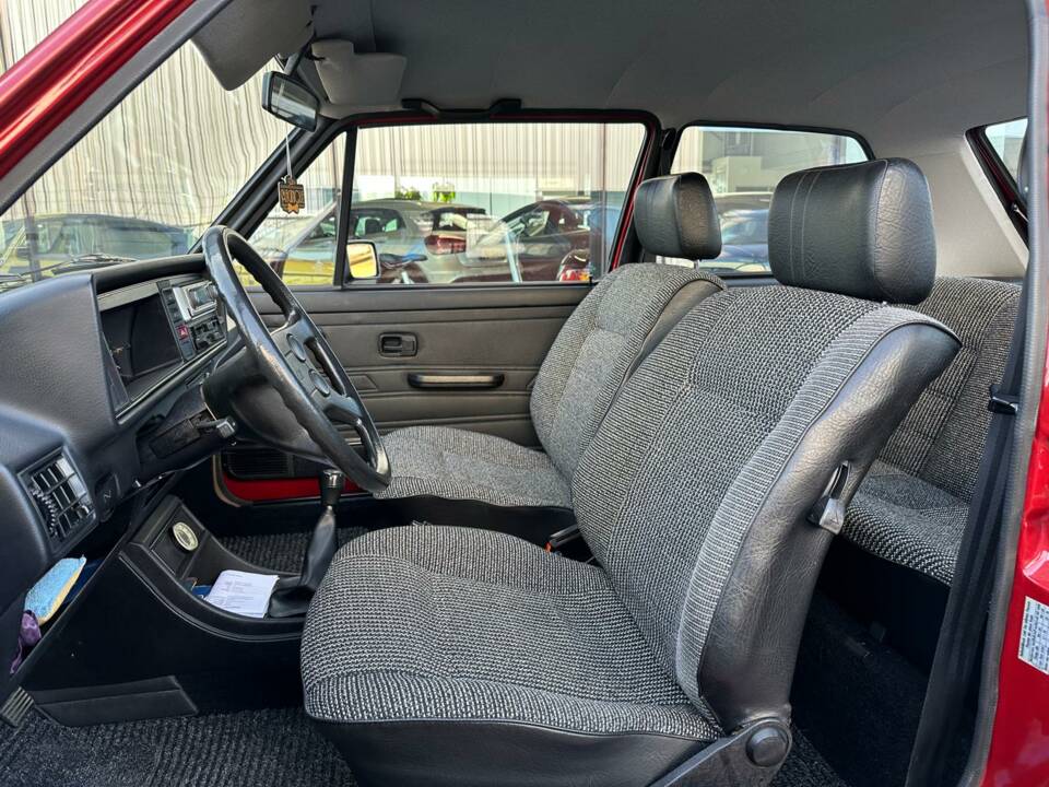 Image 6/6 of Volkswagen Golf Mk I 1.1 (1983)