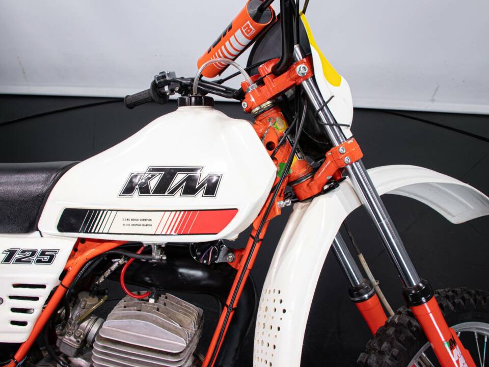 Immagine 10/50 di KTM DUMMY (1980)