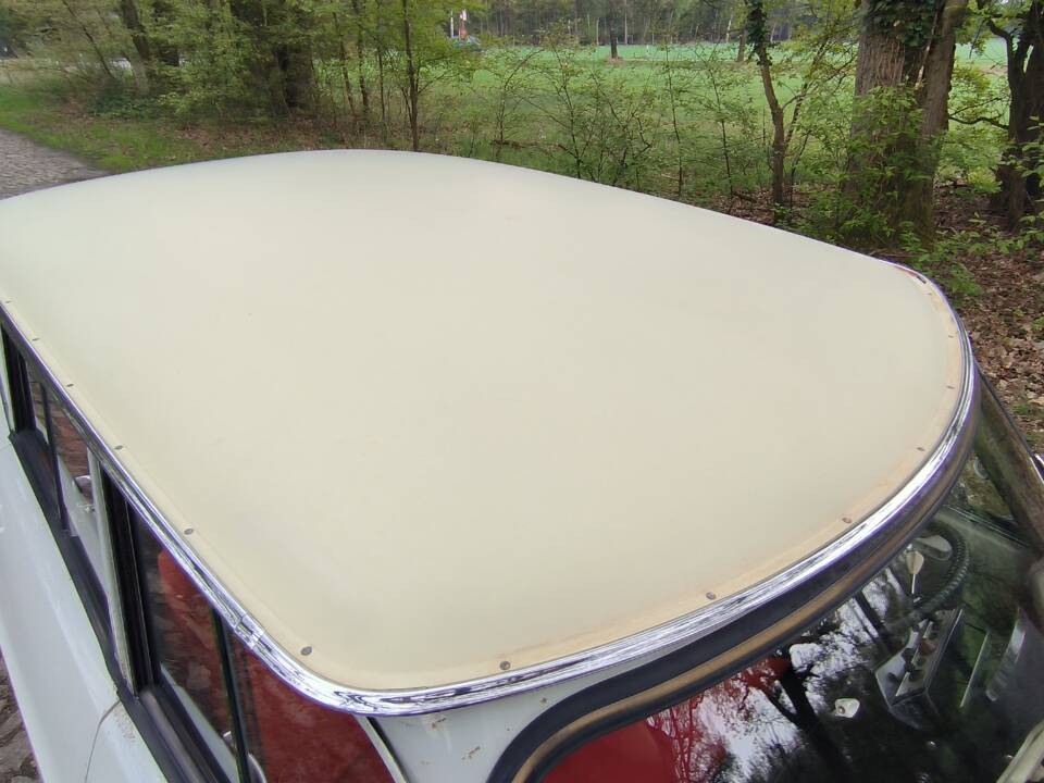 Bild 45/57 von Citroën Ami 6 Berline (1961)