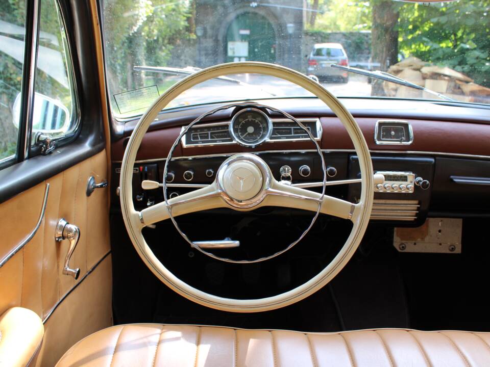 Image 25/50 of Mercedes-Benz 219 (1959)
