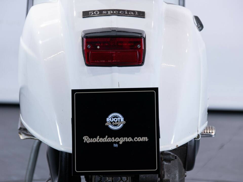 Image 50/50 of Piaggio Vespa 50 Special (1972)