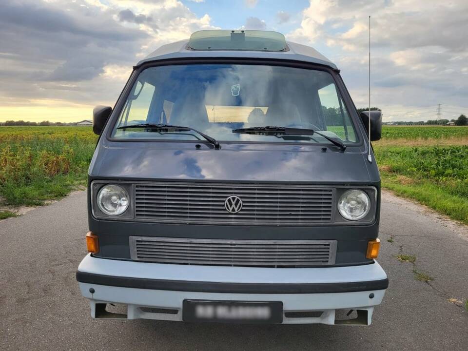 Image 4/8 of Volkswagen Dehler T3-Profi (1985)