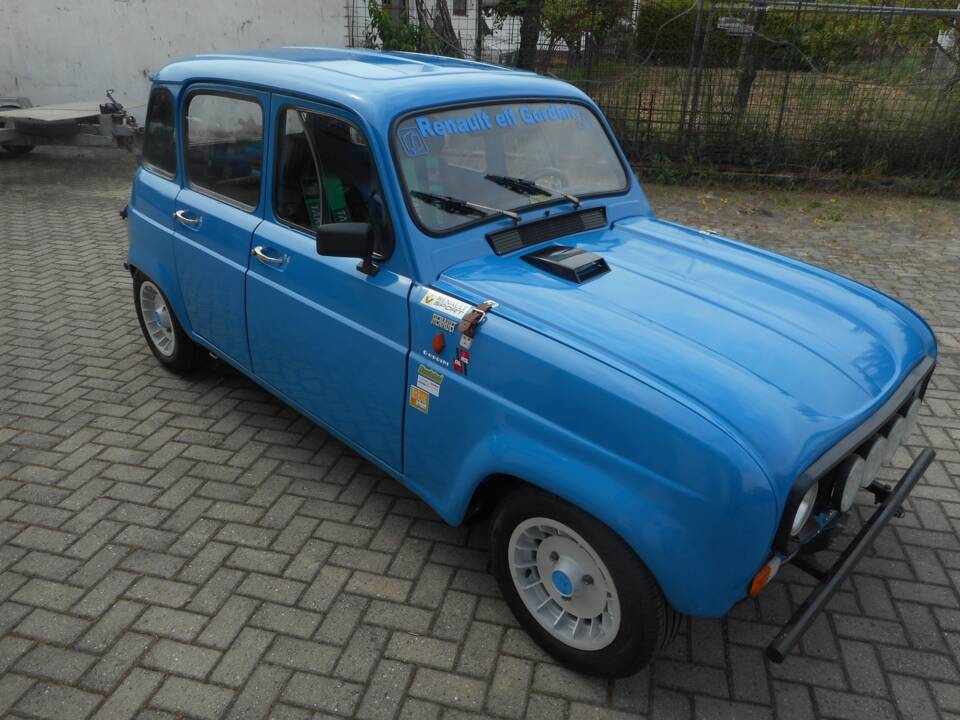 Image 5/98 de Renault R 4 TL (1984)