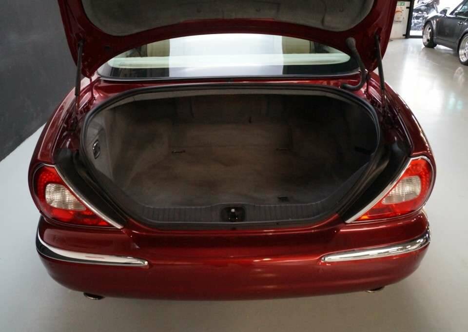 Bild 19/50 von Jaguar XJR Super V8 (2007)