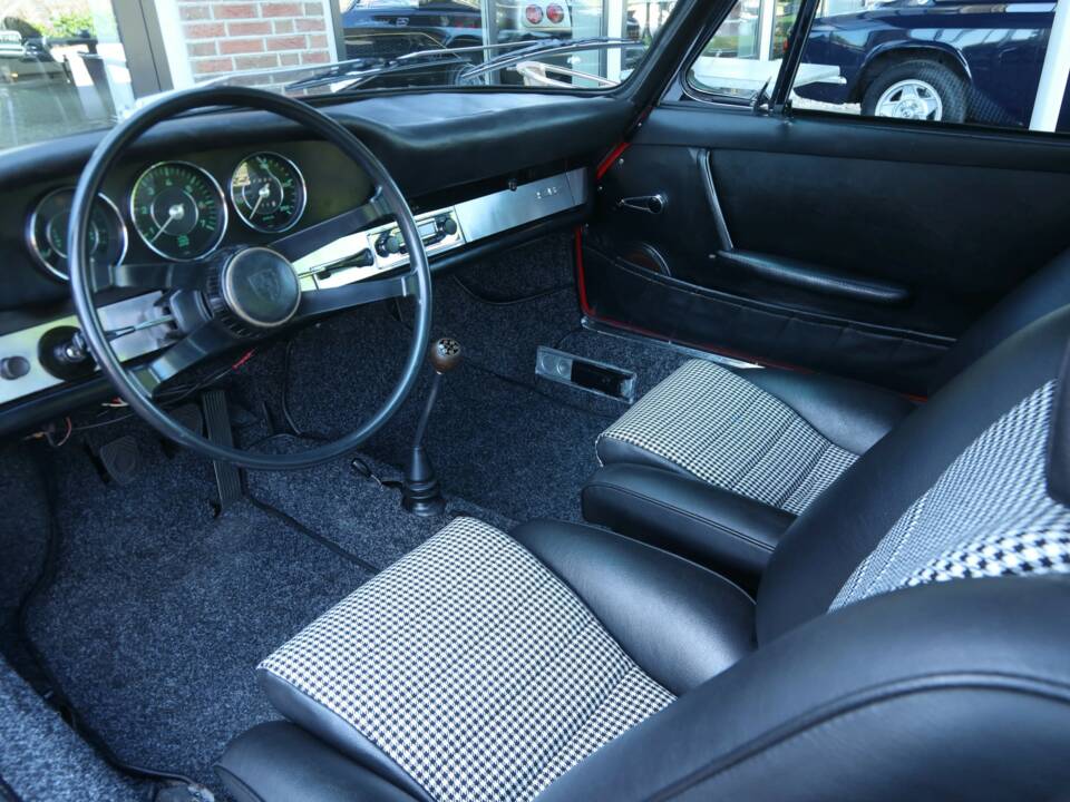 Immagine 40/50 di Porsche 912 (1966)