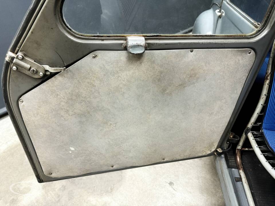 Afbeelding 34/44 van Citroën 2 CV  AZL (1958)