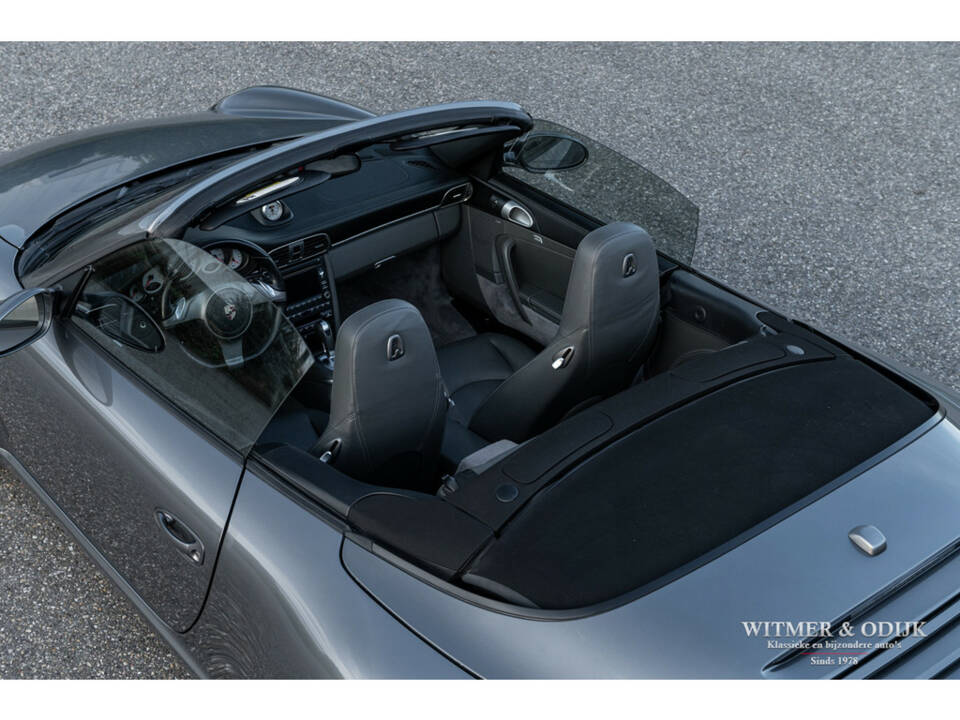 Image 11/27 of Porsche 911 Carrera S (2011)