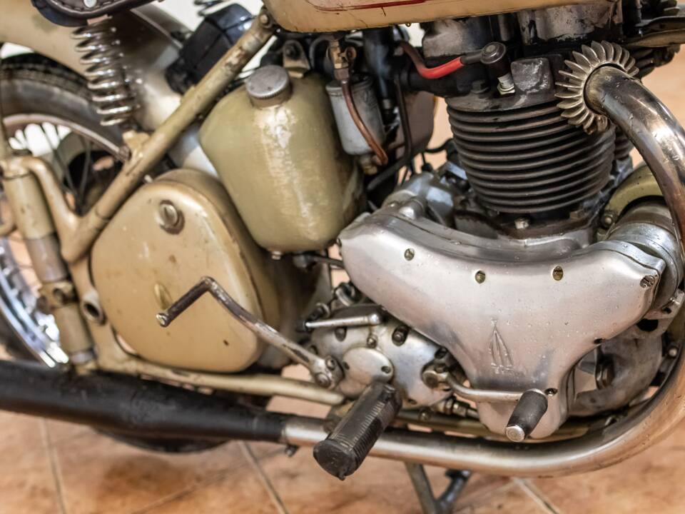 Bild 12/19 von BSA A 10 Golden Flash (1953)