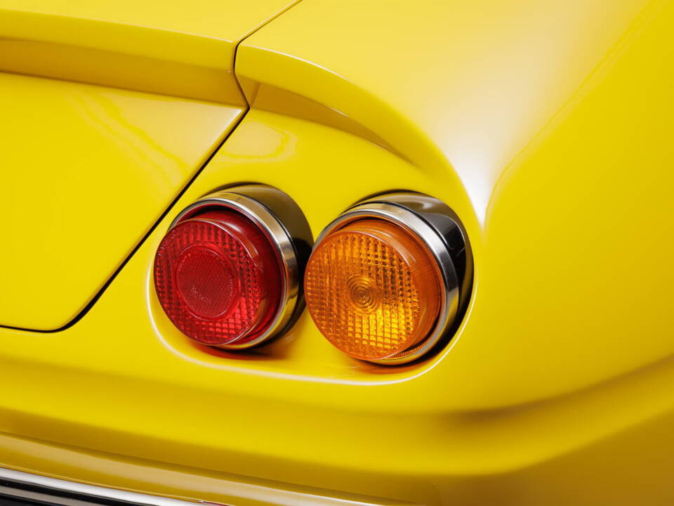 Bild 28/50 von Ferrari 365 GTB&#x2F;4 Daytona (1972)