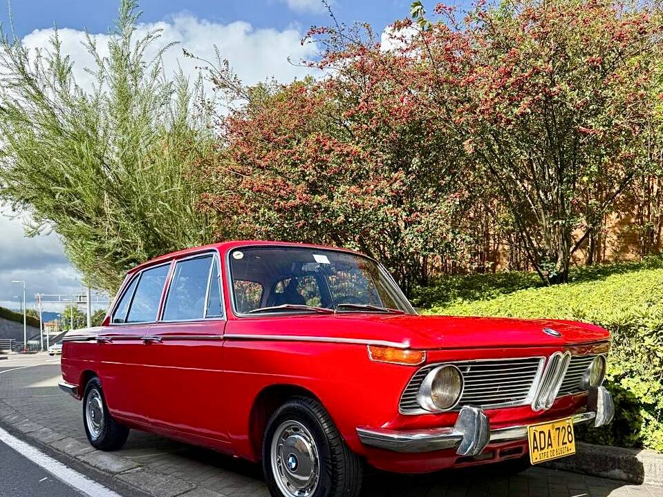 Image 3/12 of BMW 1800 (1968)