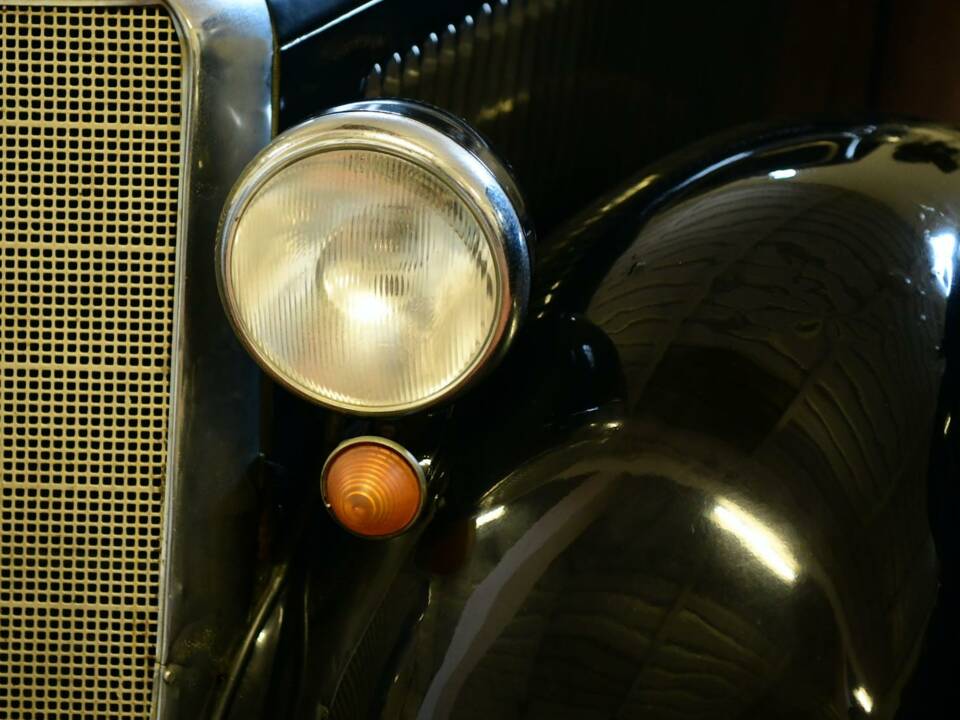 Image 44/50 de Mercedes-Benz 170 V Saloon (1938)