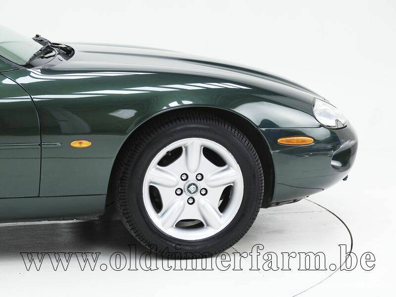 Bild 10/15 von Jaguar XK8 4.0 (1998)