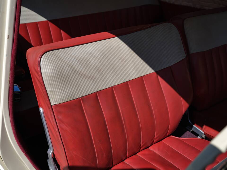 Immagine 22/50 di Borgward Isabella TS (1961)
