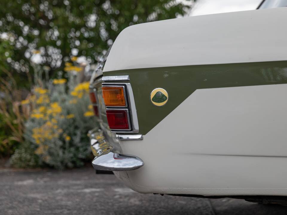 Image 25/41 de Ford Lotus Cortina (1970)
