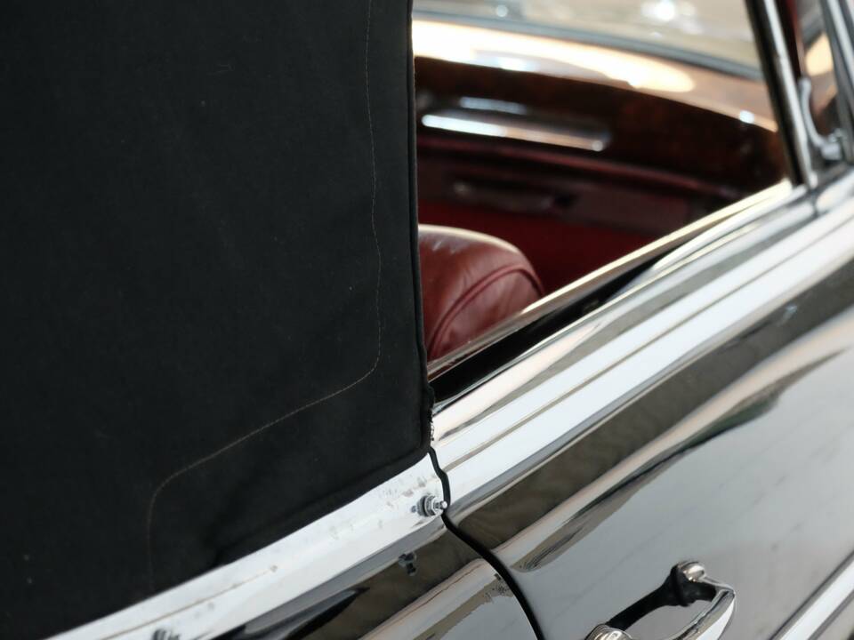 Image 23/30 of Mercedes-Benz 220 S Cabriolet (1957)