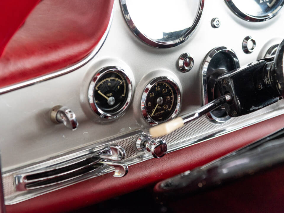 Image 37/48 de Mercedes-Benz 300 SL &quot;Papillon&quot; (1956)