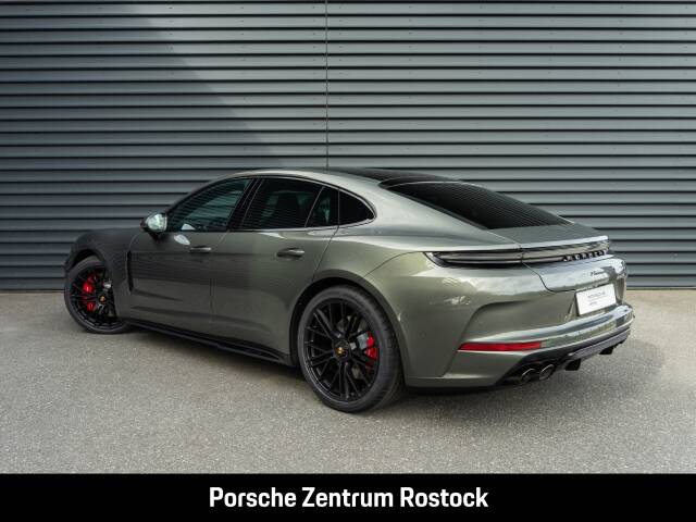 Obraz 23/33 pojazdu Porsche Panamera GTS (1900)