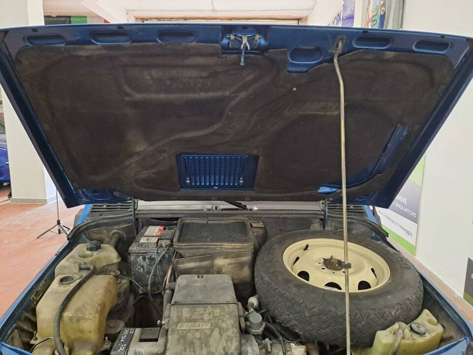 Bild 35/42 von FIAT Panda 4x4 1,0 (1989)