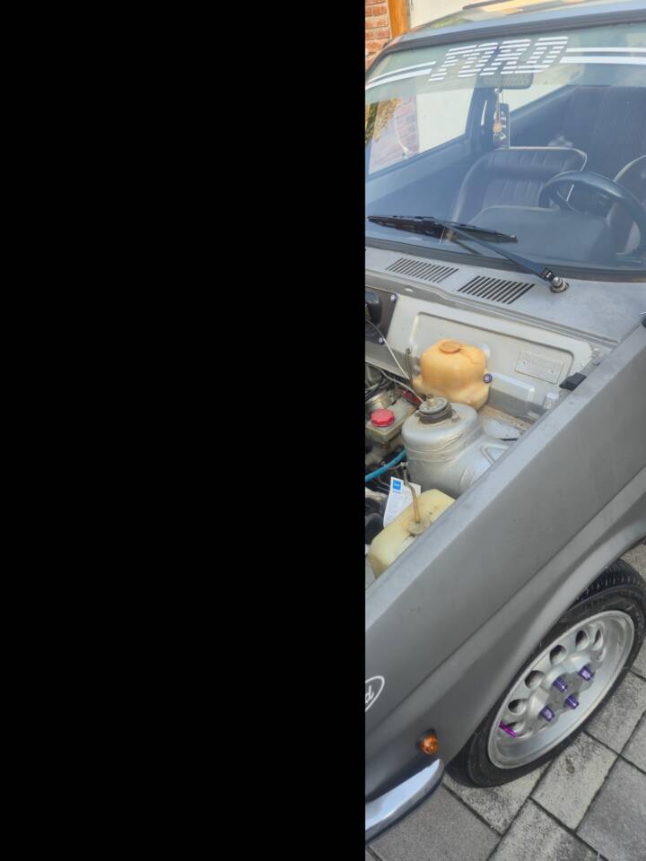 Bild 8/12 von Ford Fiesta 1.1 (1978)