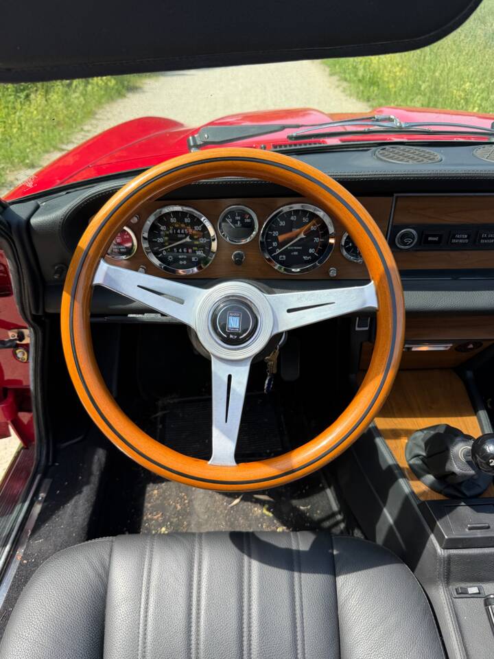 Image 12/51 of FIAT 124 Spider CS2 (1982)