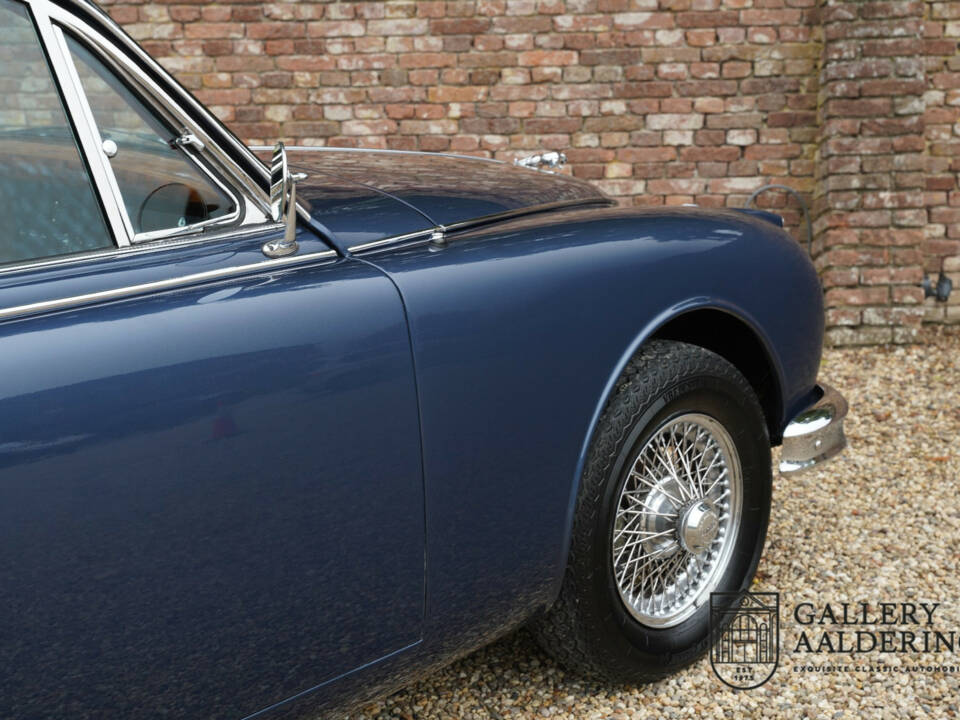 Image 23/50 of Jaguar Mk II 3.4 (1966)