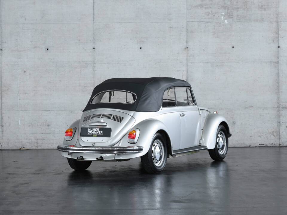 Image 5/37 of Volkswagen Beetle 1302 (1971)