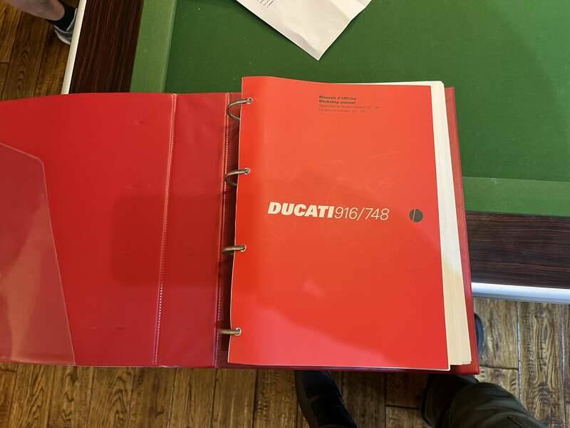 Image 29/31 of Ducati DUMMY (1997)