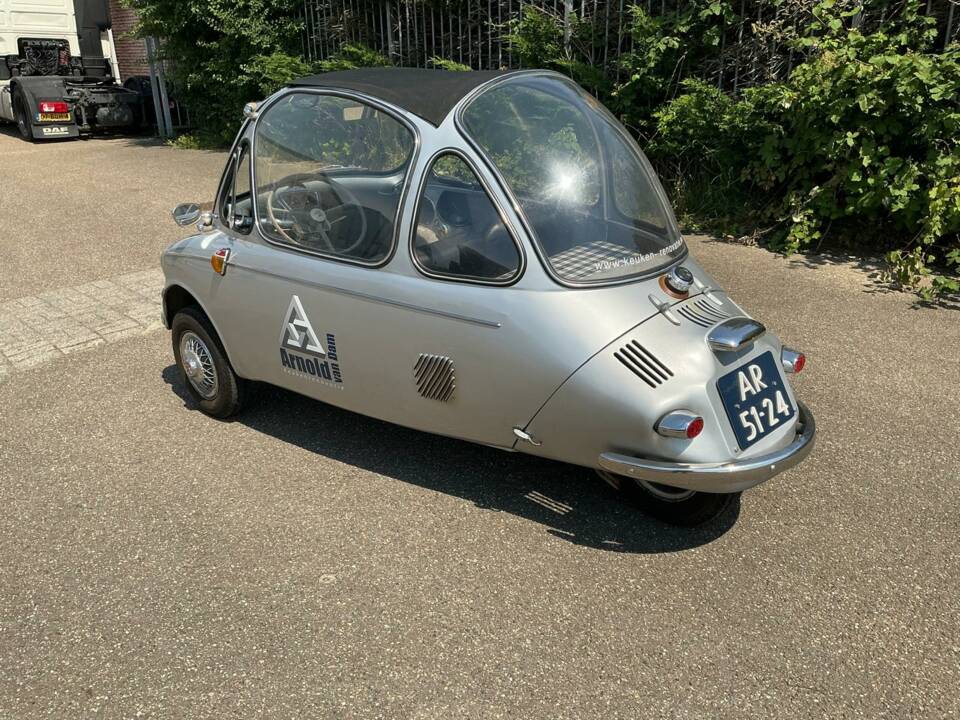 Image 2/17 of Heinkel Kabine T 153 (1961)