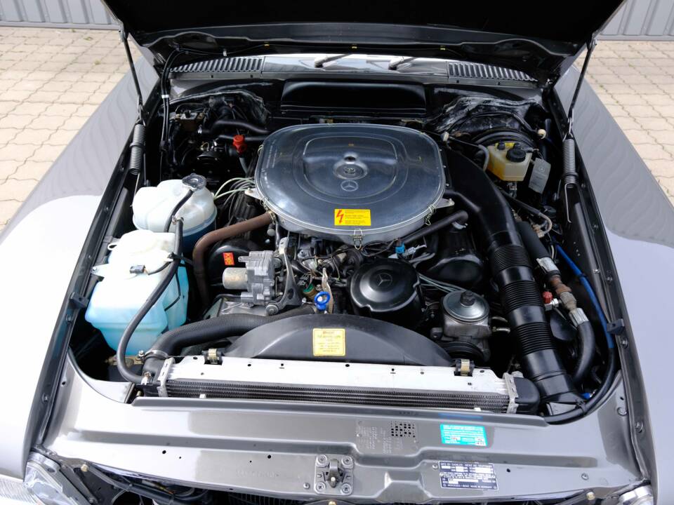 Image 95/97 de Mercedes-Benz 560 SL (1987)