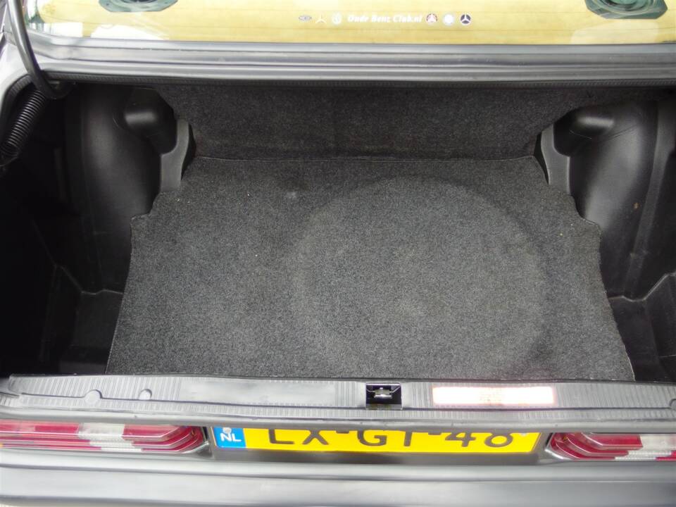 Immagine 66/98 di Mercedes-Benz 190 E 2.3-16 (1985)