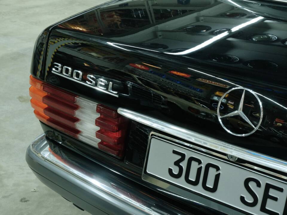 Bild 11/50 von Mercedes-Benz 300 SEL (1991)