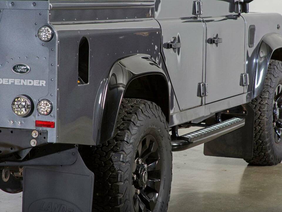 Image 8/20 of Land Rover Defender 110 (2016)