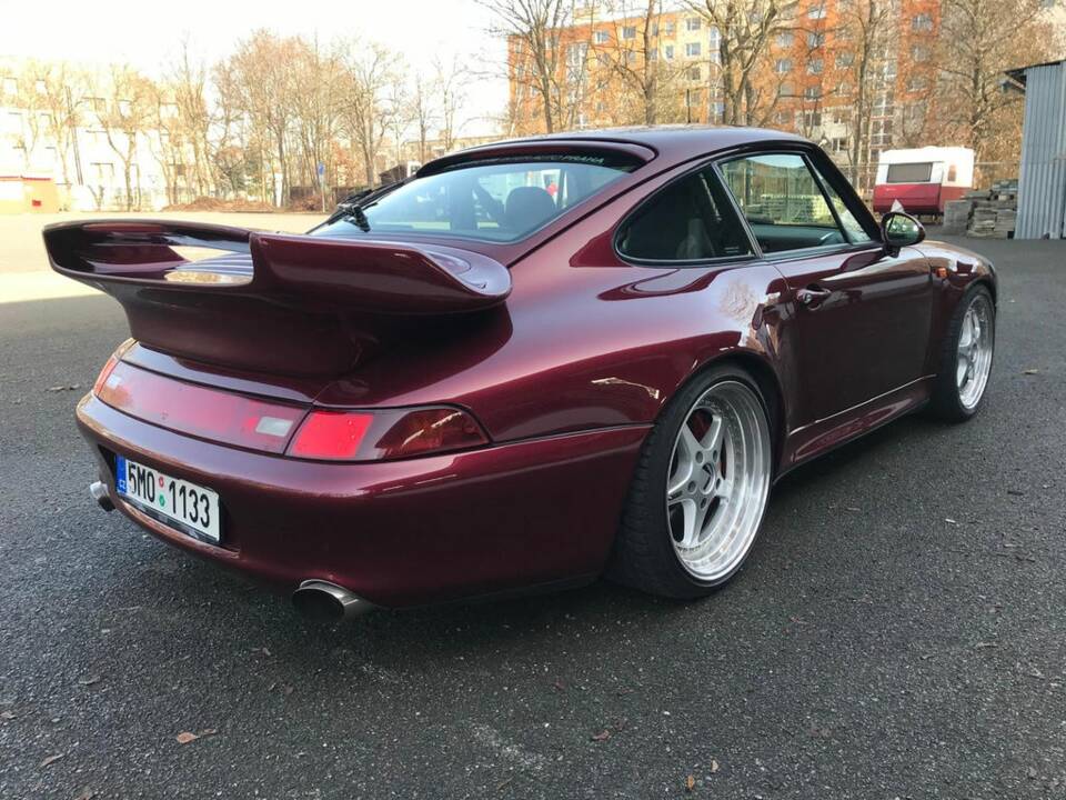 Image 8/8 of Porsche 911 Turbo (1996)