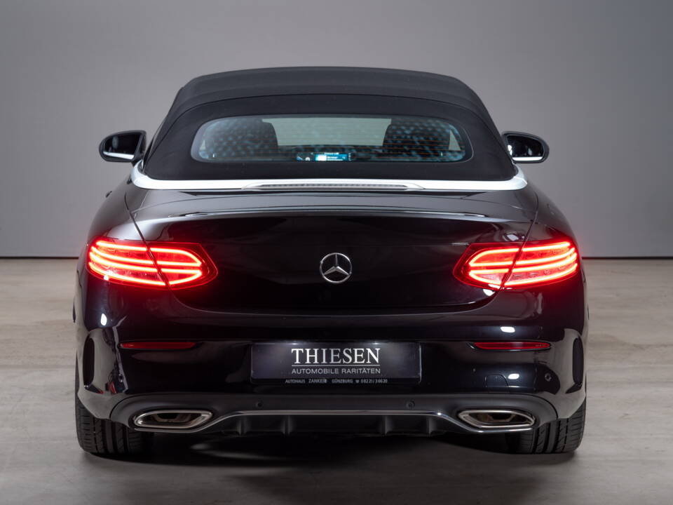 Bild 13/41 von Mercedes-Benz C 300 (2023)