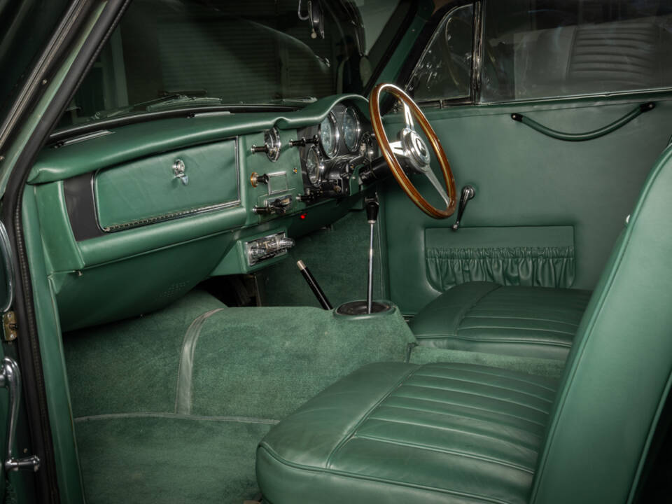 Immagine 16/30 di Aston Martin DB 4 Prototype (1957)
