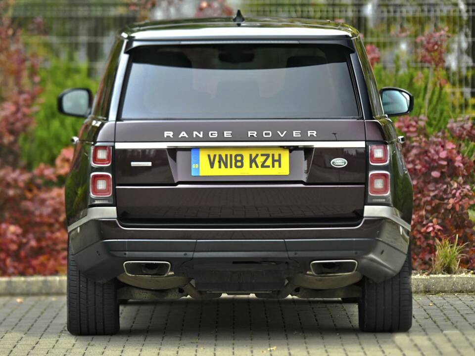 Bild 15/50 von Land Rover Range Rover Autobiography SDV8 (2018)