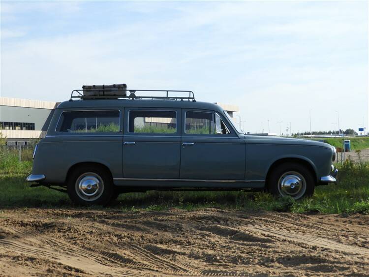 Immagine 6/45 di Peugeot 403 L Familiare (1959)